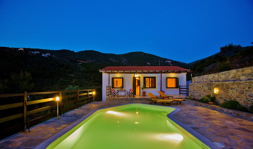 Porto Skopelos Villas Exterior foto